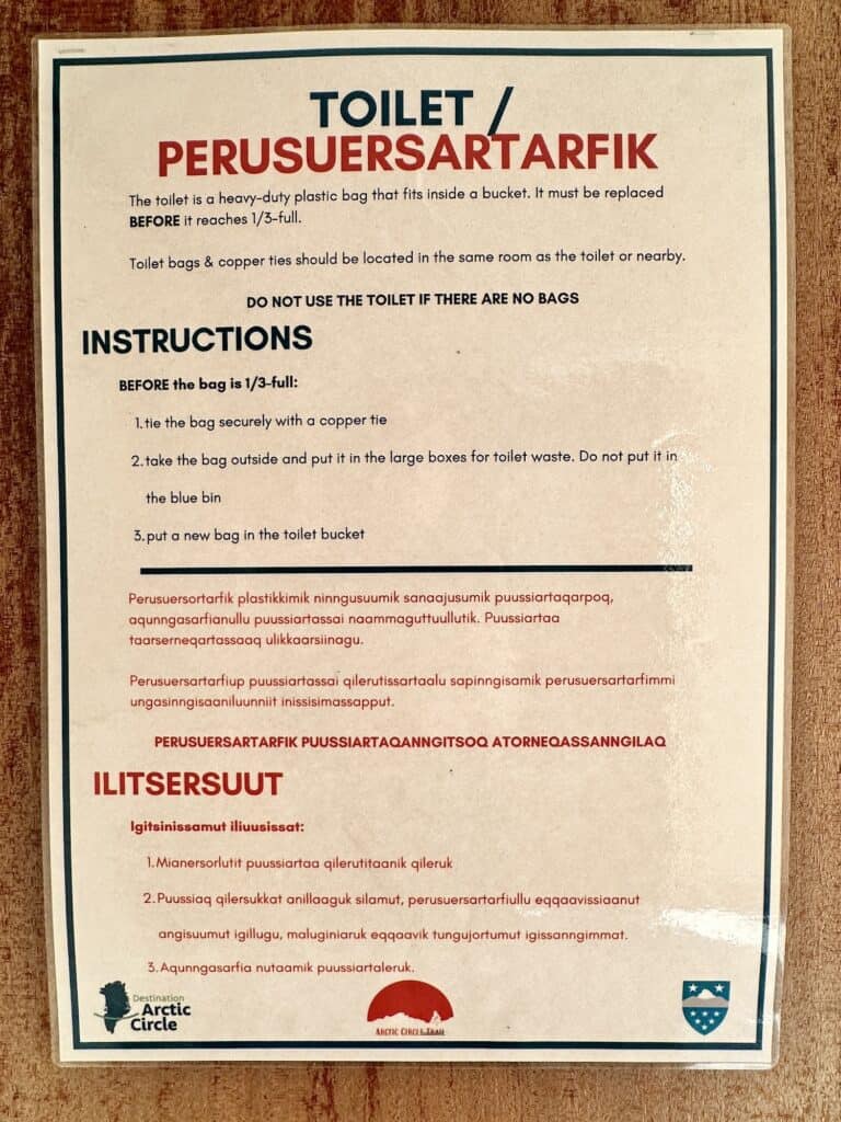 Instructions for changing the toilet bags on the Arctic Circle Trail